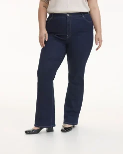 Boot-Leg Mid-Rise Jean - Curvy Fit