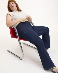 Boot-Leg Mid-Rise Jean - Curvy Fit