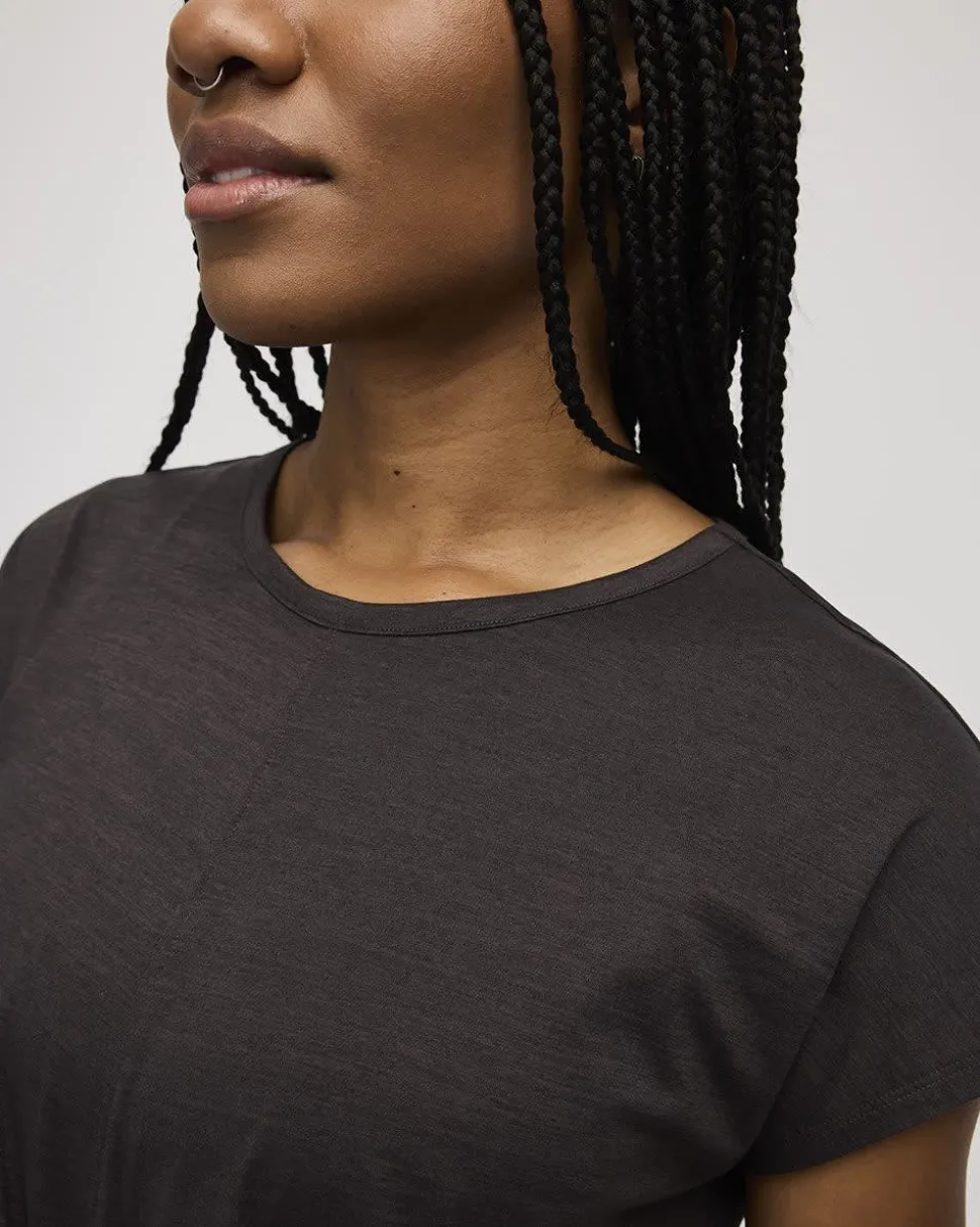 Crew-Neck T-Shirt with Twisted Front - Dry-Lux (R) Hyba