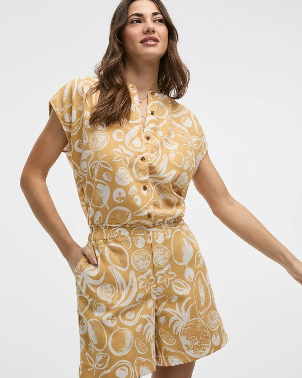 Extended-Sleeve Crew-Neck Buttoned-Down Blouse