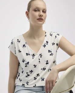 Extended-Sleeve V-Neck Tunic