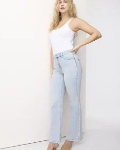 Flare-Leg Mid-Rise Ankle Jean - Petite