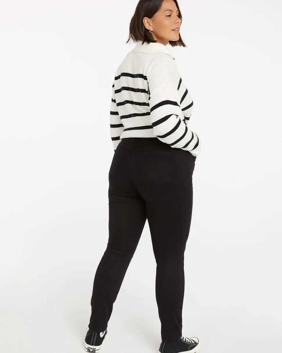 High-Rise Black Jean with Skinny Leg - The Signature (R)