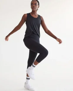 High-Rise Pulse Capri Legging with Pockets, Hyba