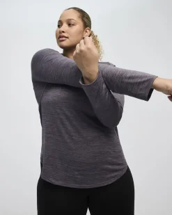 Long-Sleeve Crew-Neck Tee - DRY-LUX (R) Hyba Essentials