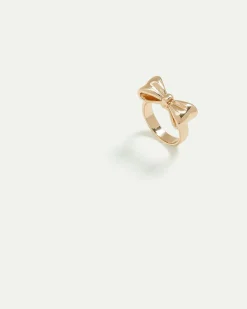 Ring with Bow