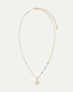 Short Necklace with Mother-of-Pearl Flower Pendant