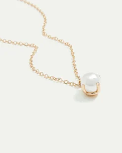 Short Necklace with Pearl