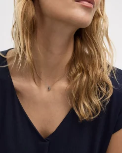Short Necklace with Teardrop Pendant