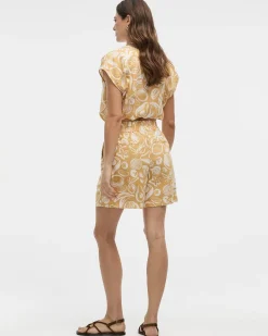 Shorts with Elastic Waistband