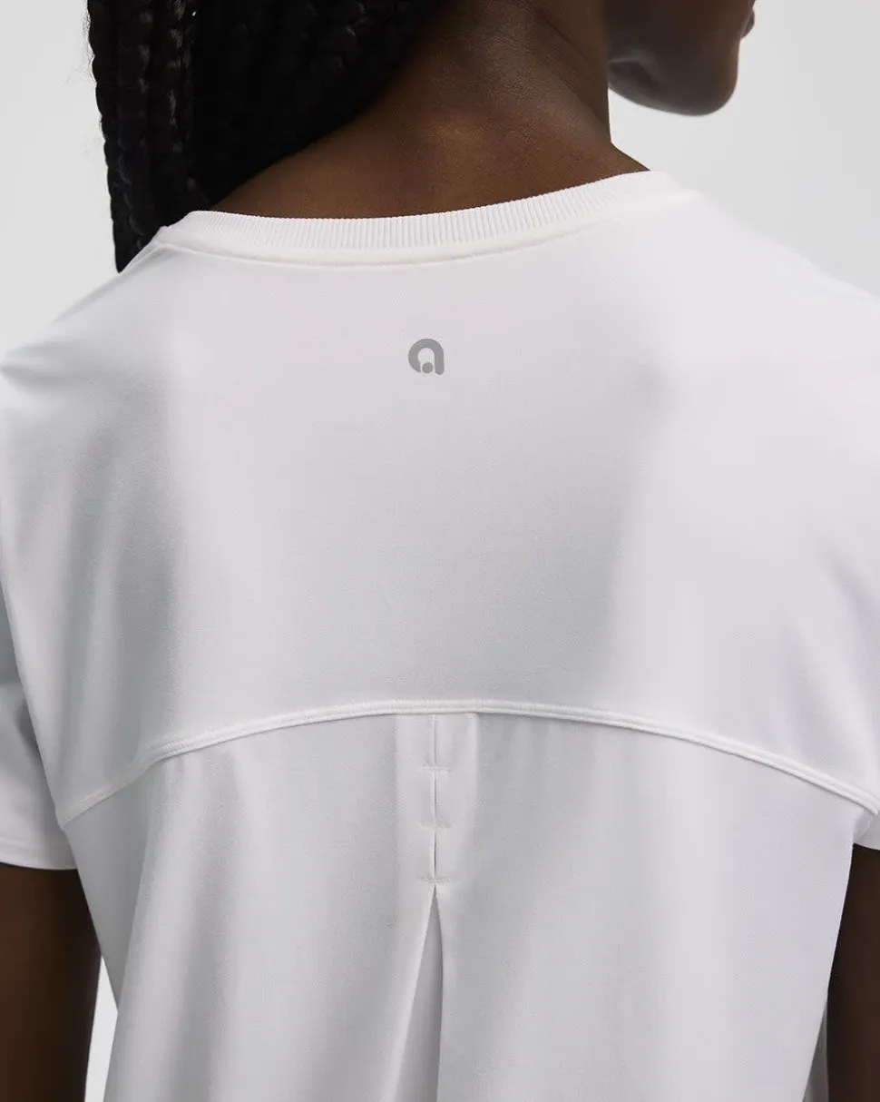 Short-Sleeve Crew-Neck Tee - DRY-LUX (R) Hyba Essentials