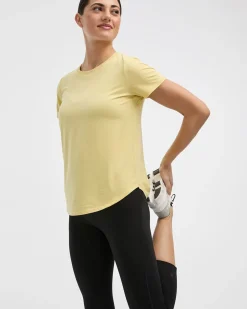 Short-Sleeve Crew-Neck Tee - DRY-LUX (R) Hyba Essentials