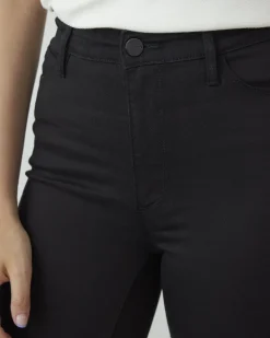 Skinny-Leg High-Rise Jean - The Signature (R)