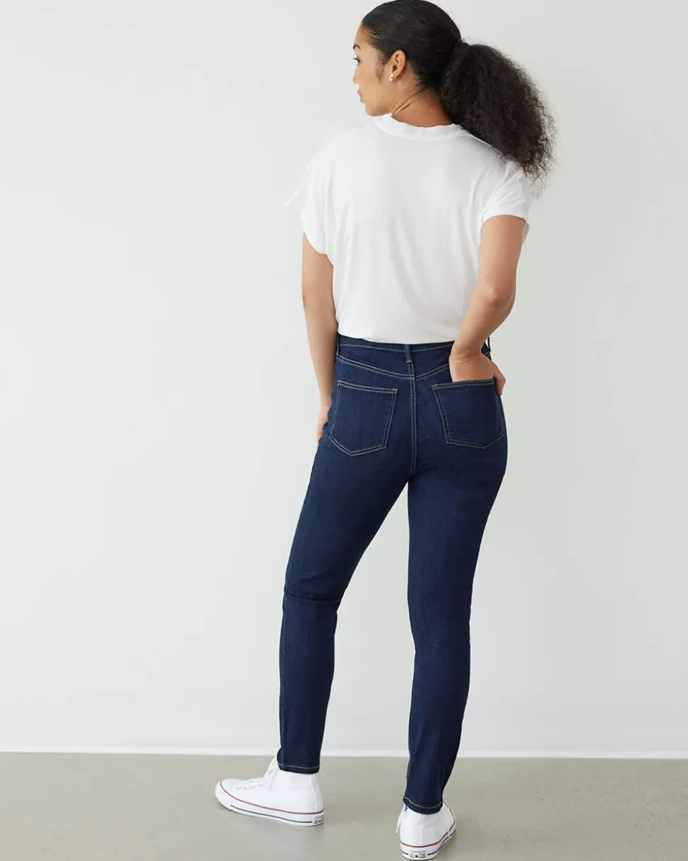 Skinny-Leg High-Rise Jean - The Signature (R)