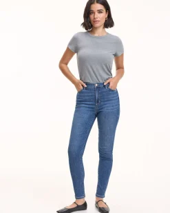 Skinny-Leg High-Rise Jean - The Signature (R)