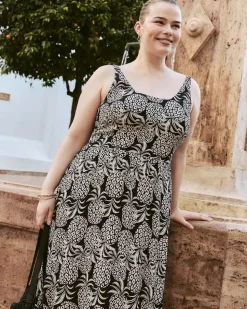 Sleeveless Scoop-Neck Midi Dress with Open Back