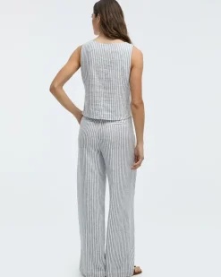 Sleeveless Square-Neck Linen-Blend Blouse