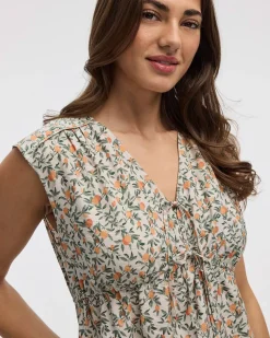Sleeveless V-Neck Peplum Blouse