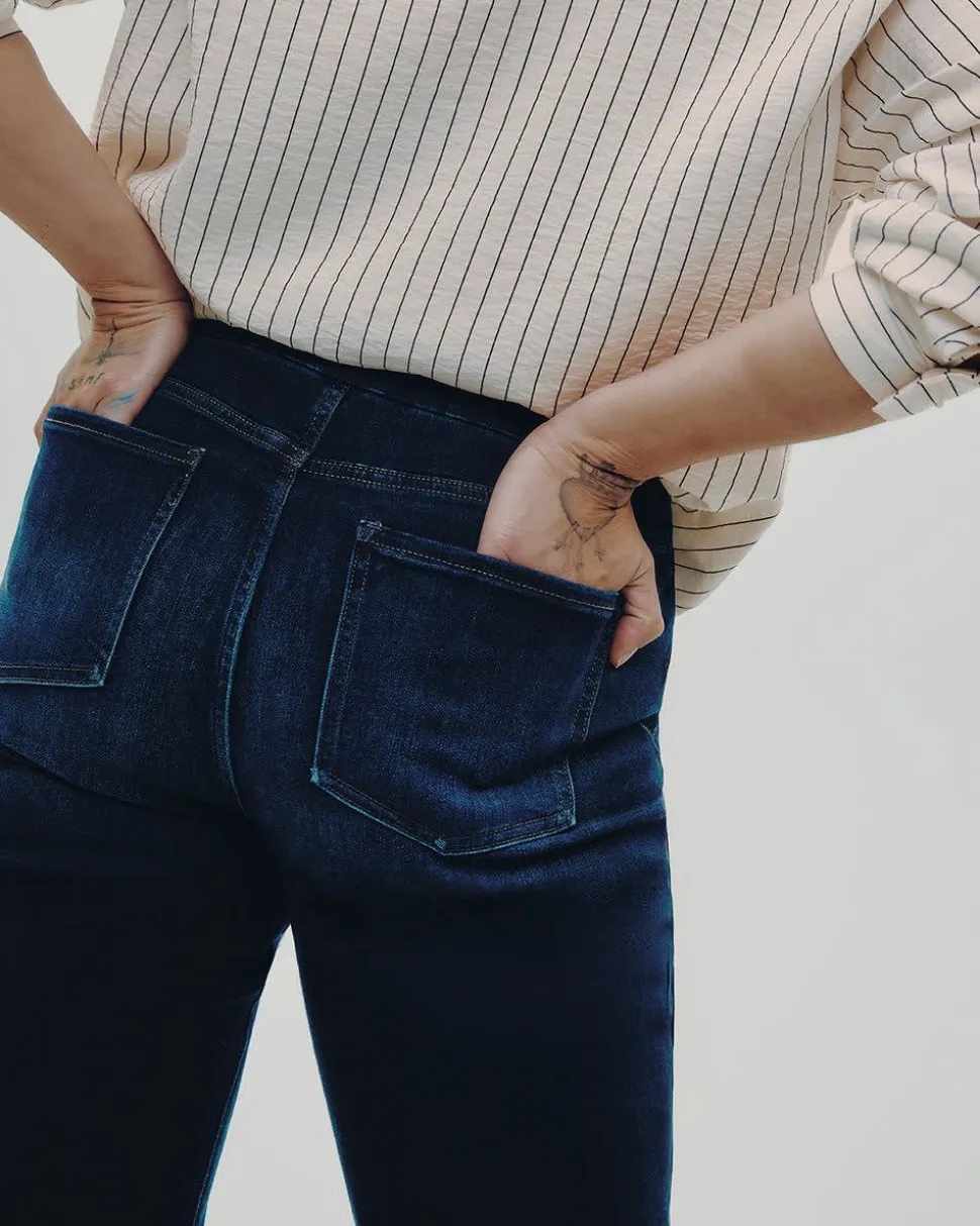 Straight-Leg Mid-Rise Jean - The Comfort - Petite