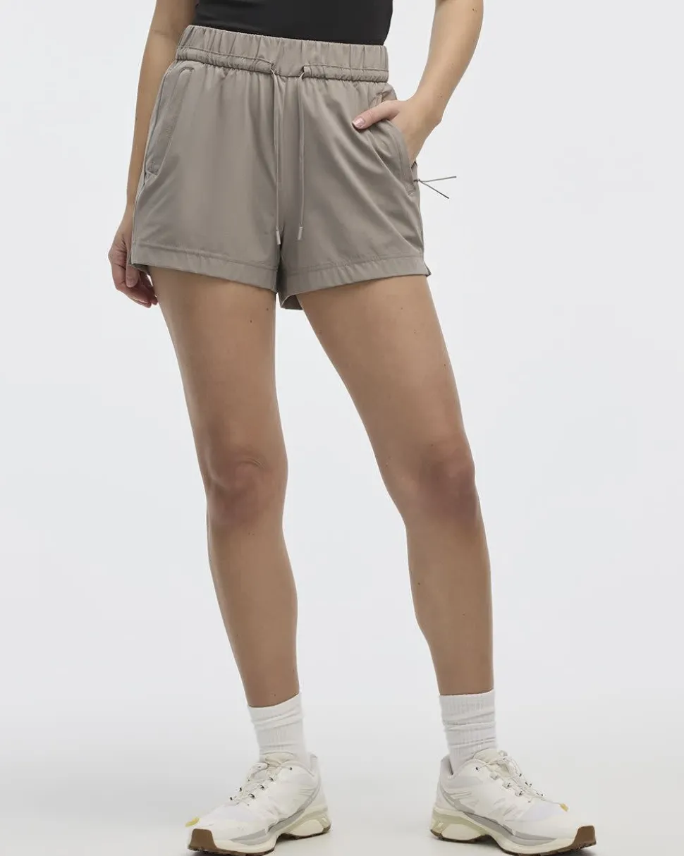 Stretch Pull-On Shorts with Zipped Pockets - Hyba