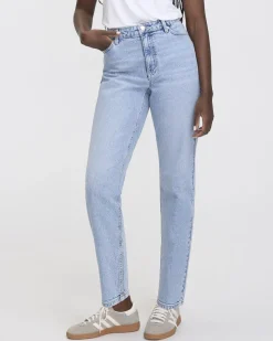 Tapered-Leg High-Rise Jean - The Mom Jeans