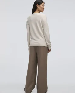 V-Neck Cardigan - R Essentials