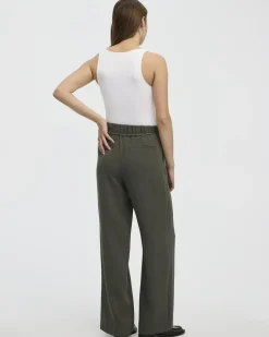 Wide-Leg High-Rise Crepe Pant
