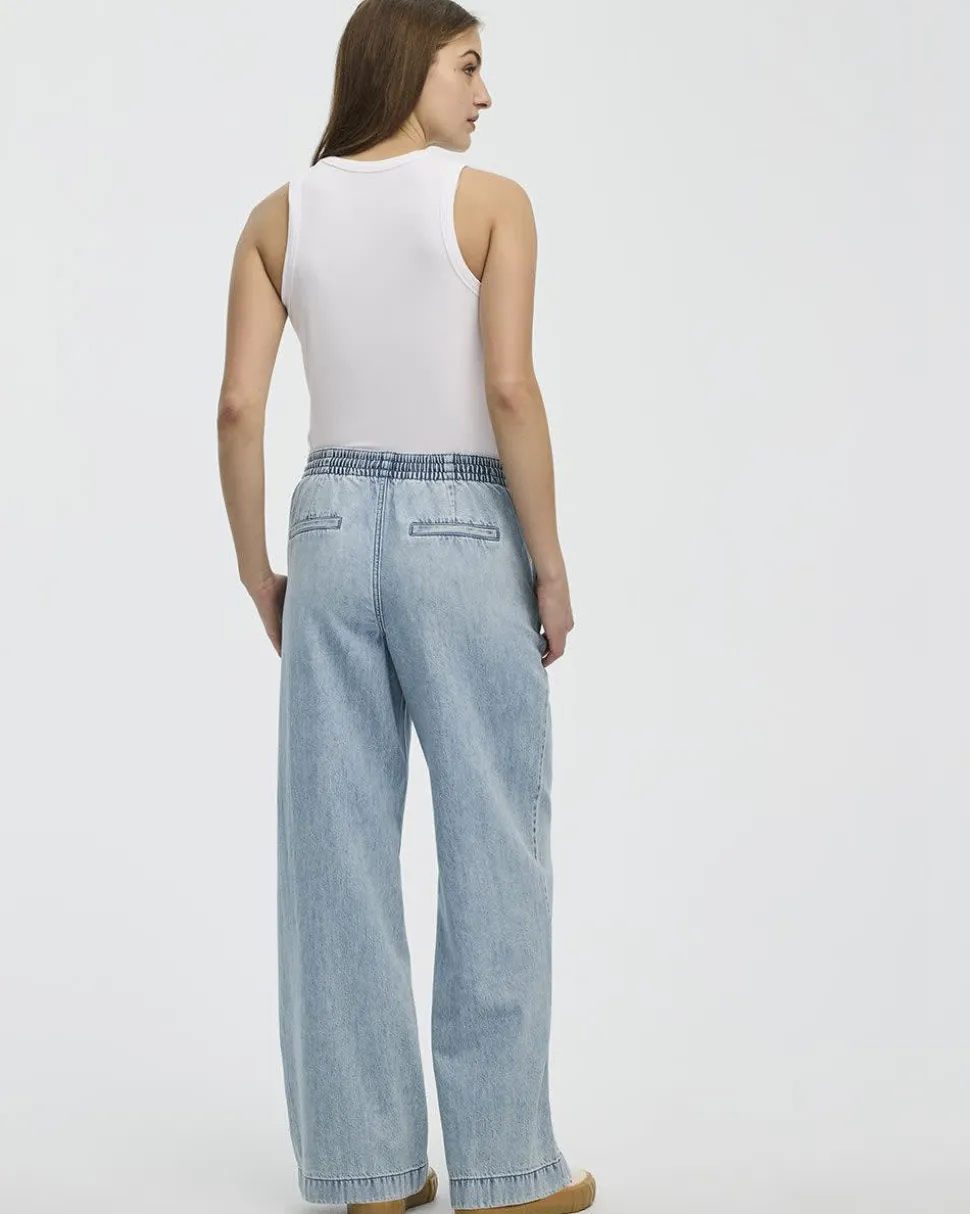 Wide-Leg High-Rise Jean