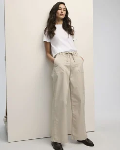 Wide-Leg Mid-Rise Utility Pant